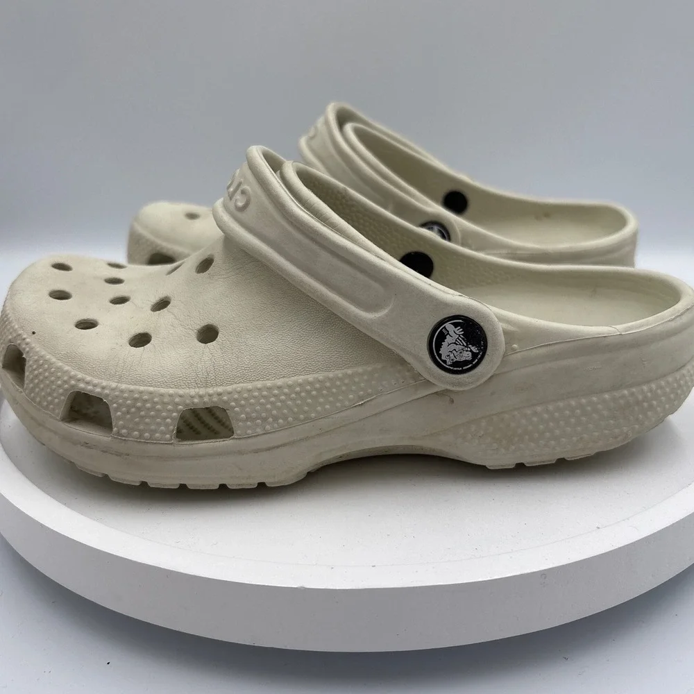 Crocs Classic Clog J3 Bone Off-White Minimalist Gorpcore Breathable Slip-Ons